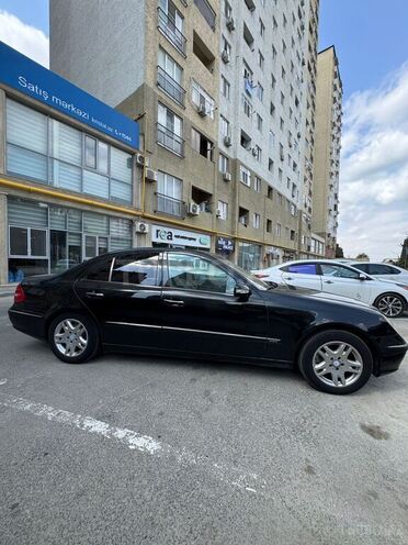 Mercedes E 320 2004, 455,000 km - 3.2 l - Bakı