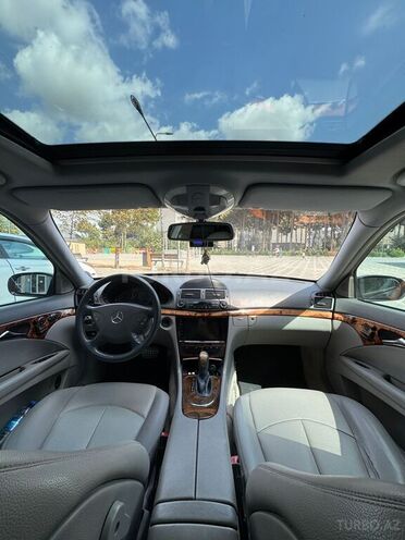 Mercedes E 320 2004, 455,000 km - 3.2 l - Bakı