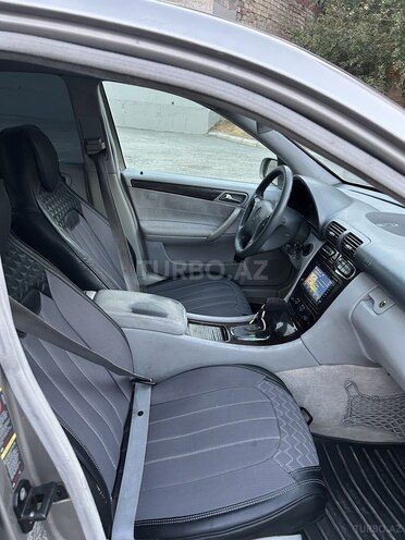 Mercedes C 220 2003, 250,000 km - 2.1 l - Bakı