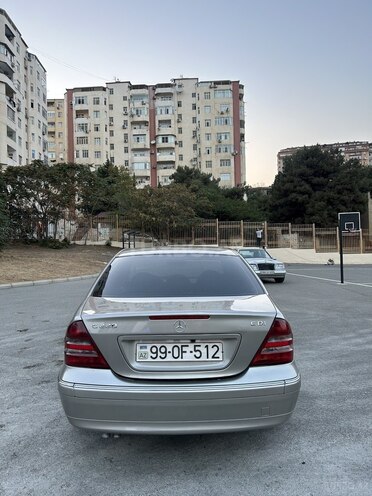 Mercedes C 220 2003, 250,000 km - 2.1 l - Bakı