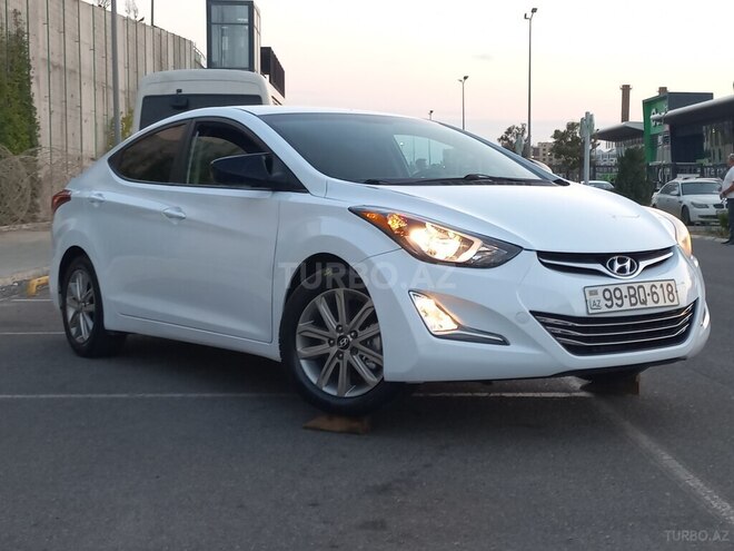 Hyundai Elantra 2015, 110,500 km - 1.8 l - Bakı