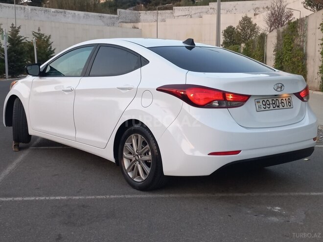 Hyundai Elantra 2015, 110,500 km - 1.8 l - Bakı