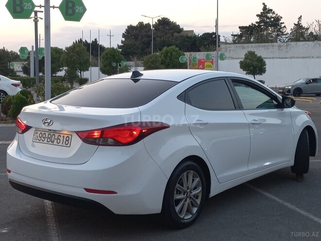 Hyundai Elantra 2015, 110,500 km - 1.8 l - Bakı