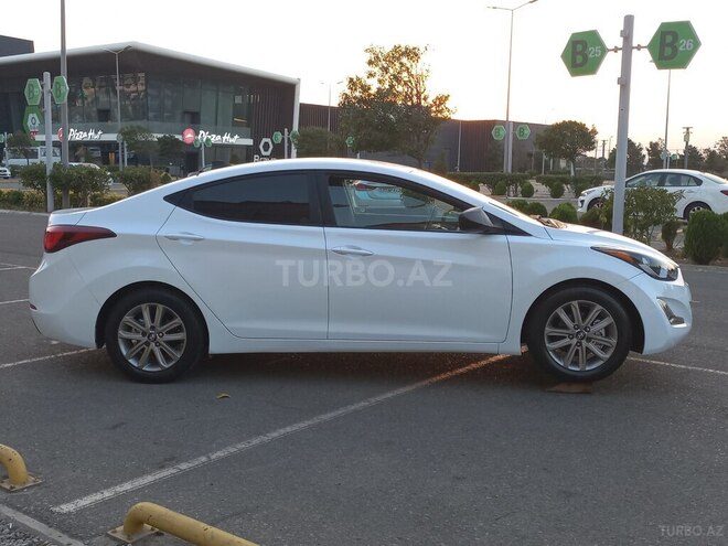 Hyundai Elantra 2015, 110,500 km - 1.8 l - Bakı