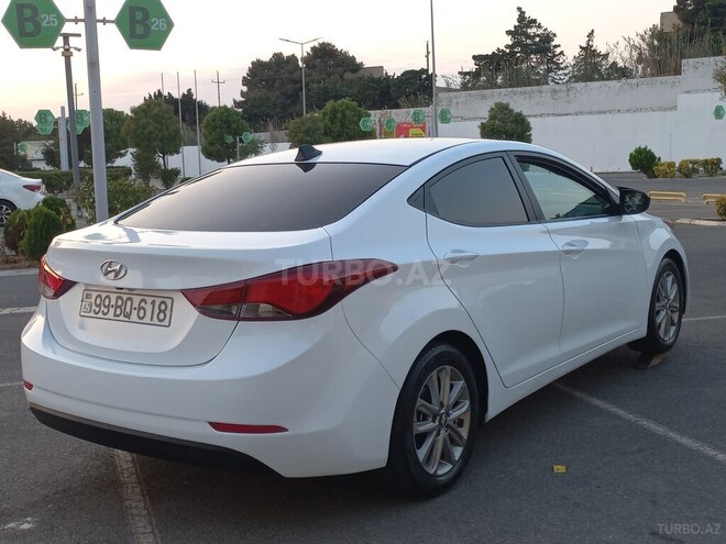 Hyundai Elantra 2015, 110,500 km - 1.8 l - Bakı