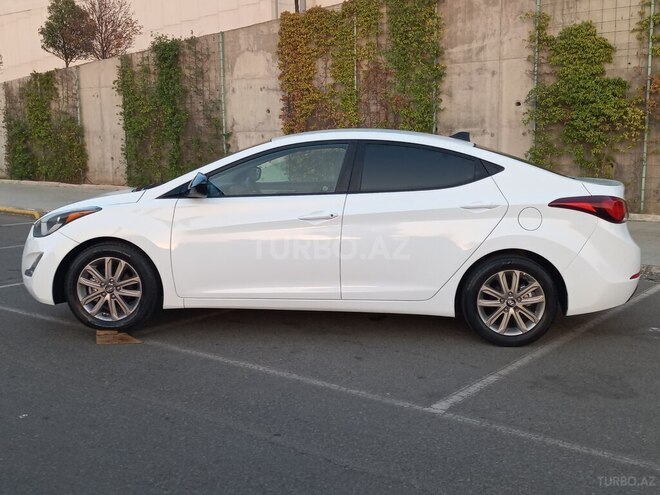 Hyundai Elantra 2015, 110,500 km - 1.8 l - Bakı