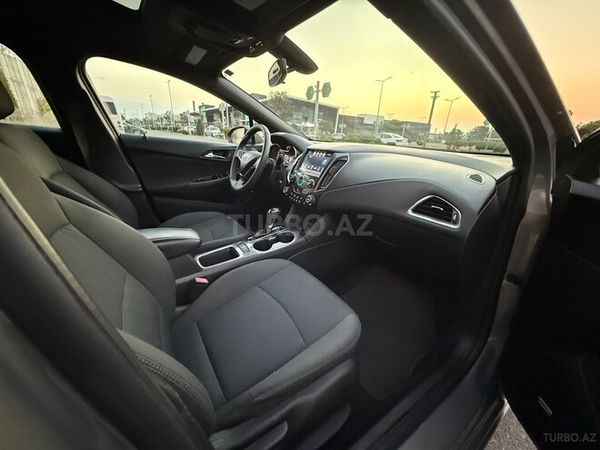 Chevrolet Cruze 2017, 133,900 km - 1.4 l - Bakı