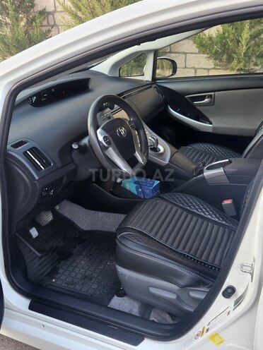 Toyota Prius 2015, 329,000 km - 1.8 l - Bakı