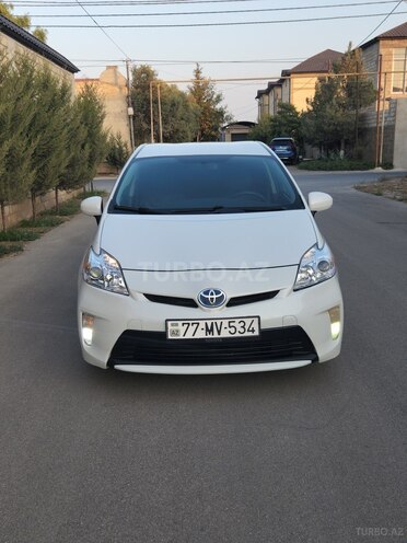 Toyota Prius 2015, 329,000 km - 1.8 l - Bakı