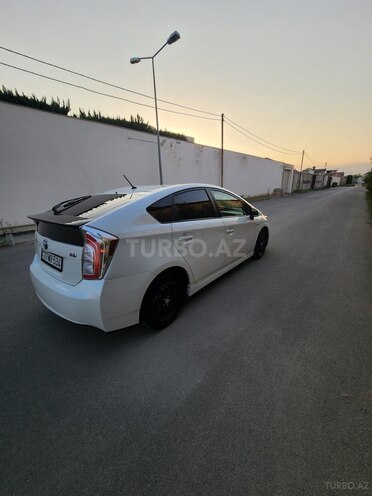 Toyota Prius 2015, 329,000 km - 1.8 l - Bakı