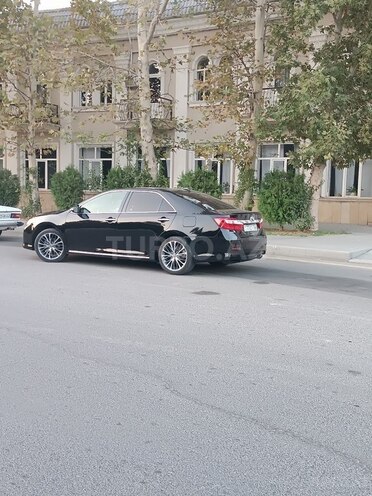 Toyota Camry 2014, 201,678 km - 2.5 л - Mingəçevir