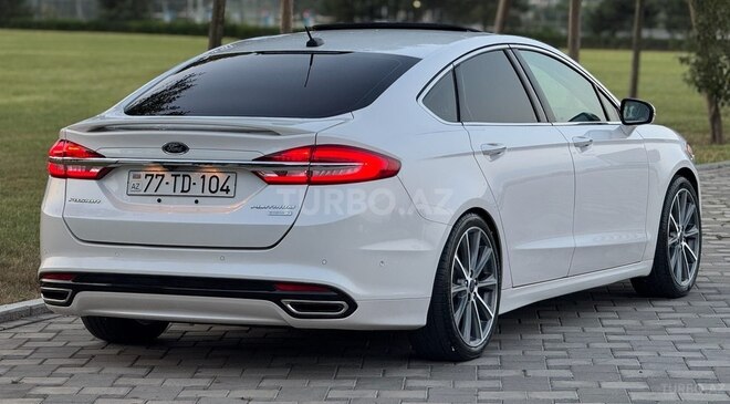 Ford Fusion (North America) 2017, 127,000 km - 2.0 л - Bakı