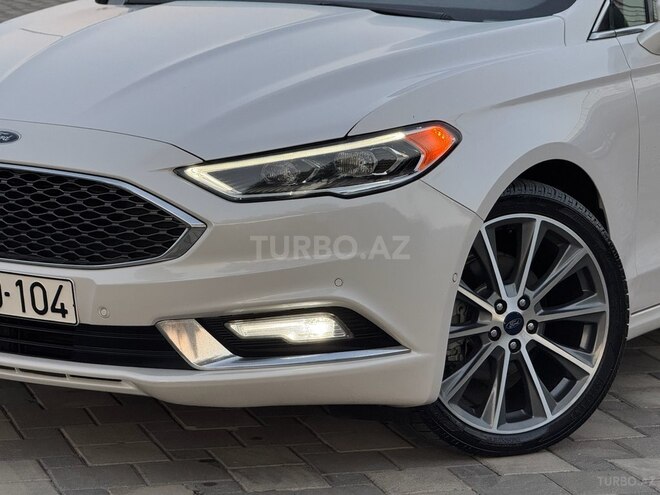 Ford Fusion (North America) 2017, 127,000 km - 2.0 л - Bakı