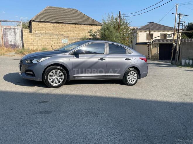 Hyundai Accent 2018, 100,000 km - 1.6 l - Bakı