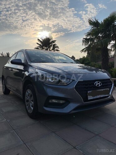 Hyundai Accent 2018, 100,000 km - 1.6 l - Bakı