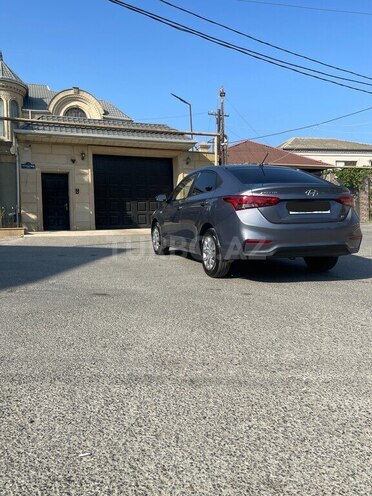 Hyundai Accent 2018, 100,000 km - 1.6 l - Bakı
