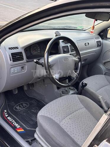 Kia Rio 2005, 286,500 km - 1.3 l - Şirvan