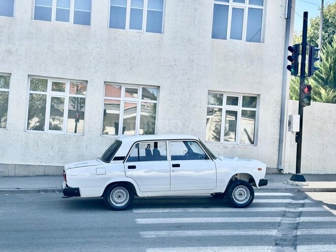 LADA (VAZ) 2107 2008, 15,455 km - 1.6 л - Şamaxı