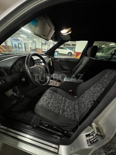 Mercedes C 220 1999, 390,000 km - 2.2 л - Bakı