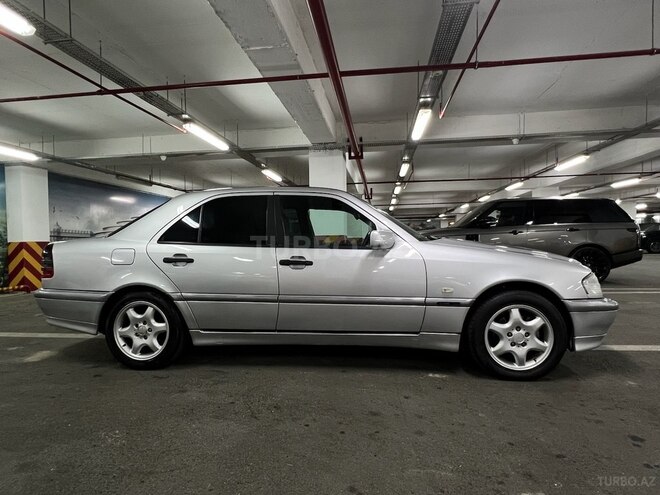 Mercedes C 220 1999, 390,000 km - 2.2 л - Bakı