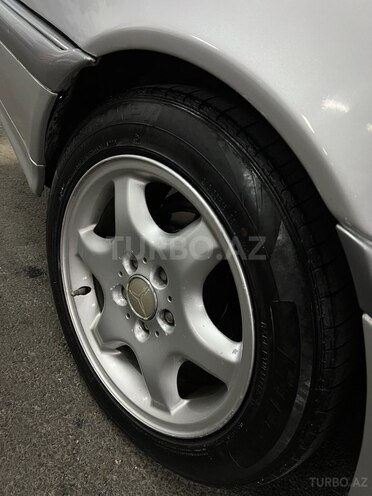 Mercedes C 220 1999, 390,000 km - 2.2 л - Bakı