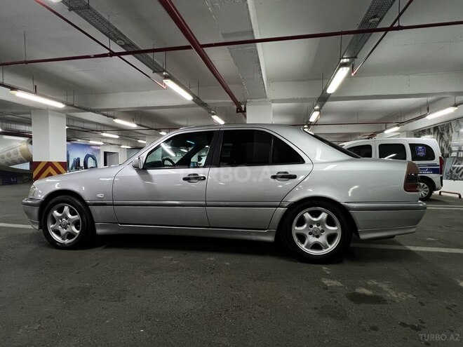 Mercedes C 220 1999, 390,000 km - 2.2 л - Bakı