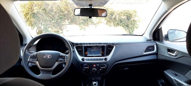 Hyundai Accent 2019, 23,000 km - 1.6 л - Bakı