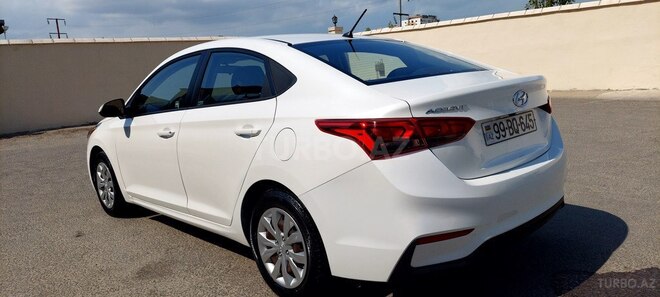 Hyundai Accent 2019, 23,000 km - 1.6 л - Bakı