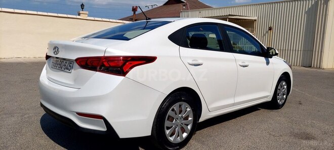 Hyundai Accent 2019, 23,000 km - 1.6 л - Bakı