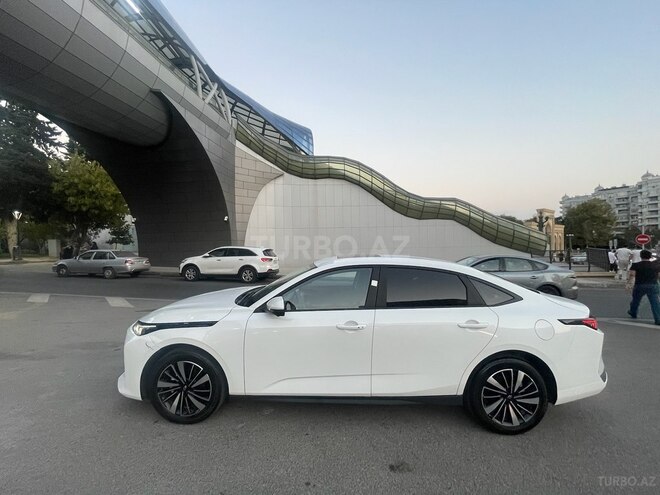 Changan Qiyuan A05 2025, 40,500 km - 1.5 л - Bakı