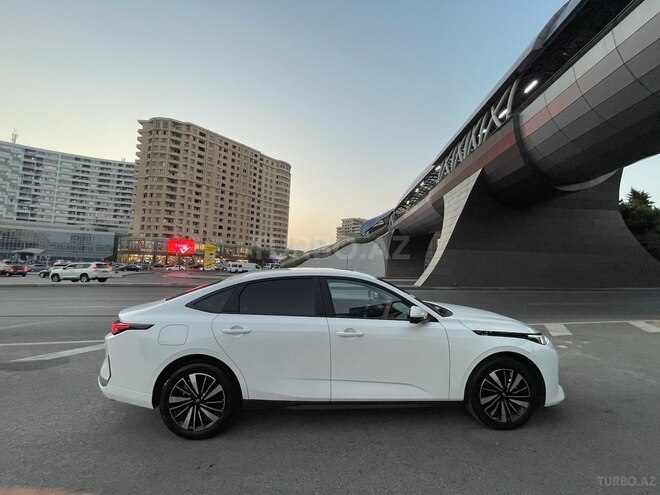 Changan Qiyuan A05 2025, 40,500 km - 1.5 л - Bakı