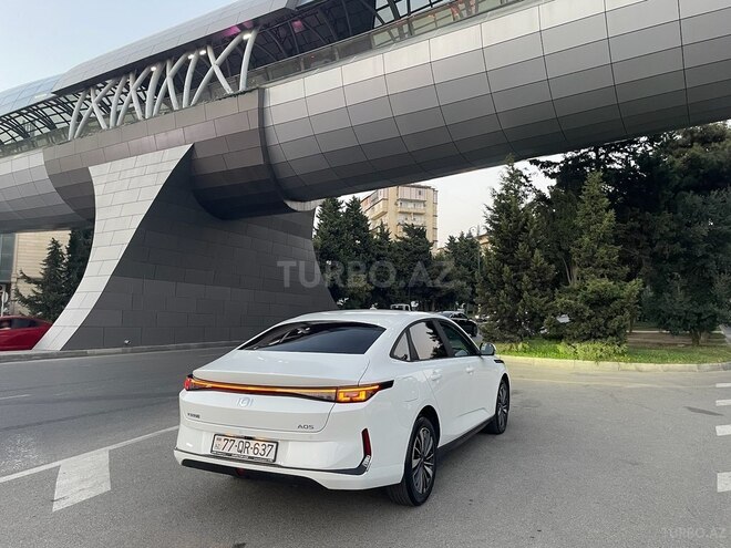 Changan Qiyuan A05 2025, 40,500 km - 1.5 л - Bakı