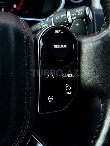 Land Rover Range Rover 2018, 130,000 km - 3.0 l - Bakı