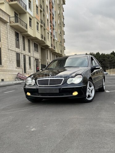 Mercedes C 200 2001, 299,378 km - 2.0 л - Sumqayıt