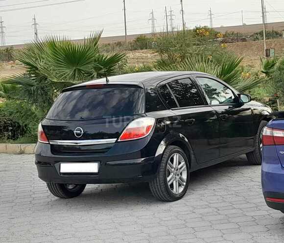 Opel Astra 2006, 289,000 km - 1.3 l - Saatlı