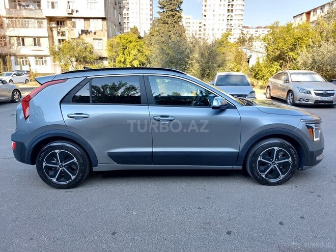 Kia Niro-5