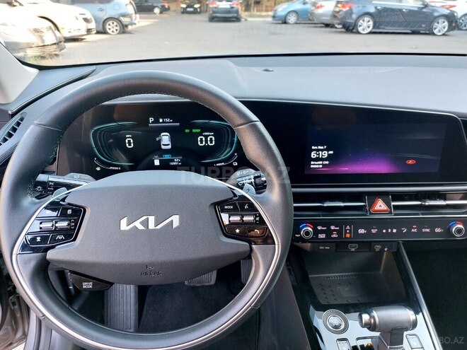 Kia Niro-12