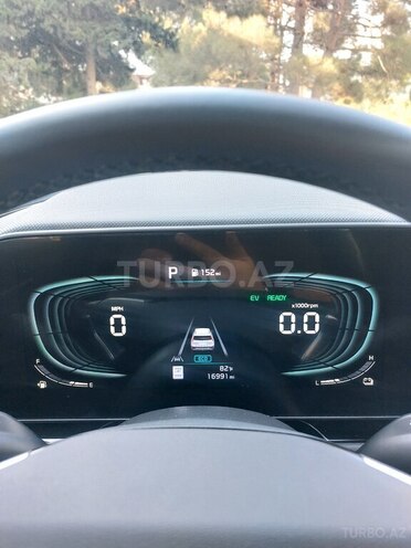 Kia Niro-16