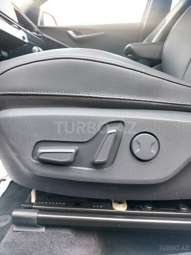 Kia Niro-18