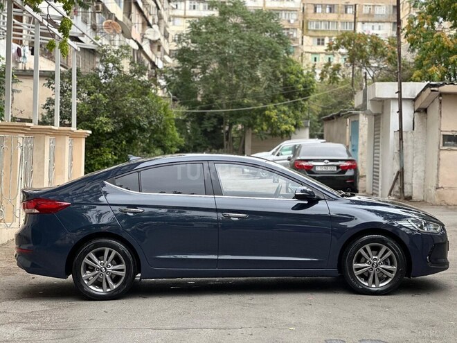 Hyundai Avante 2015, 124,000 km - 1.6 l - Bakı