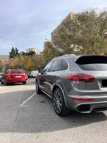 Porsche Cayenne 2015, 142,000 km - 3.6 l - Bakı