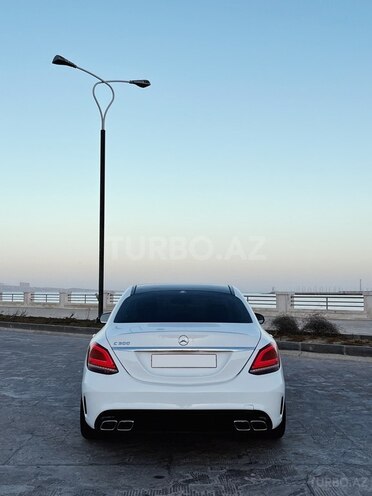Mercedes C 300 2017, 98,800 km - 2.0 l - Bakı