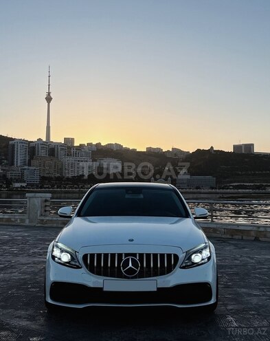 Mercedes C 300 2017, 98,800 km - 2.0 l - Bakı