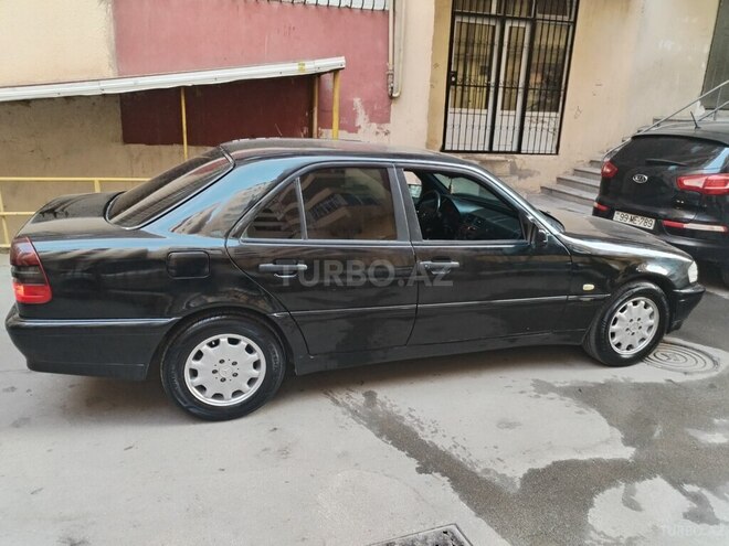 Mercedes C 180 1999, 423,801 km - 1.8 l - Bakı