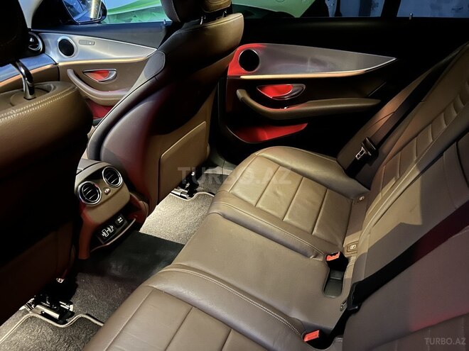 Mercedes E 220 d-18