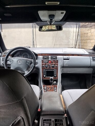 Mercedes E 240 2000, 378,000 km - 2.6 l - Bakı