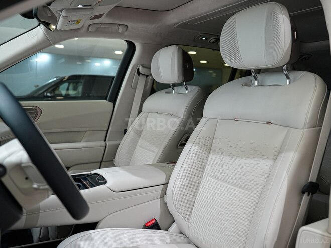 Lynk & Co 900-18