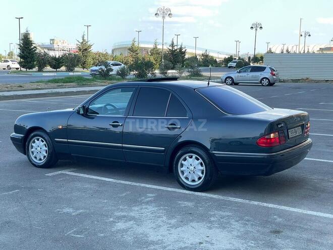 Mercedes E 240 1998, 345,216 km - 2.4 l - Sumqayıt