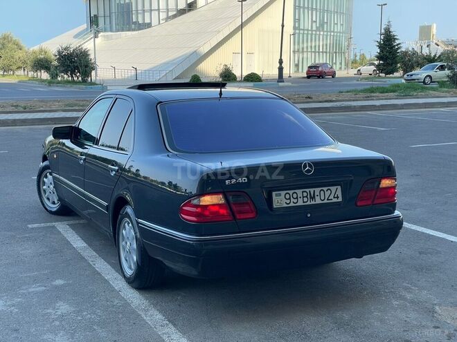 Mercedes E 240 1998, 345,216 km - 2.4 l - Sumqayıt