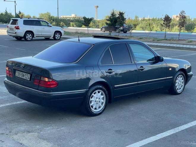 Mercedes E 240 1998, 345,216 km - 2.4 l - Sumqayıt